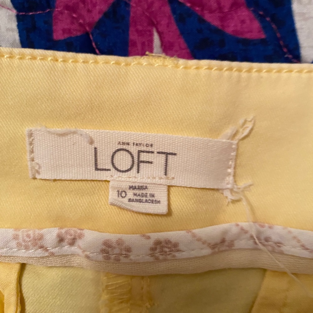 Ann Taylor Marisa style size 10 yellow